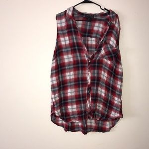 EUC Forever 21+ Red, Navy & white Plaid Button down Tunic Tank Shirt